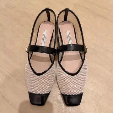 Mary Jane Mesh Flats Her lip to