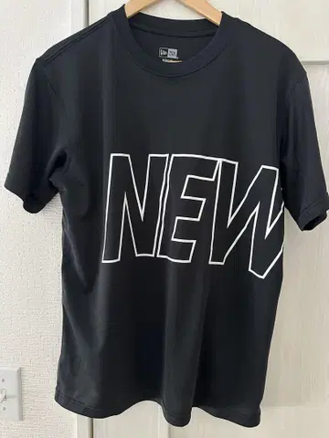 New ERA 티셔츠