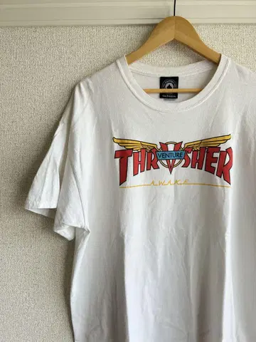 [최종 가격 인하!] ThrasherxVenture 콜라보 화이트