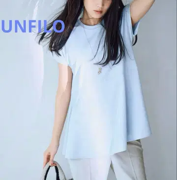UNFILO BEAUTY FORM 페플럼 티셔츠 스카이블루 S
