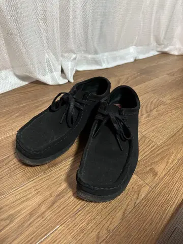 CLARKS 왈라비