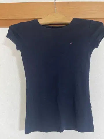 Tommy Hilfiger 티셔츠