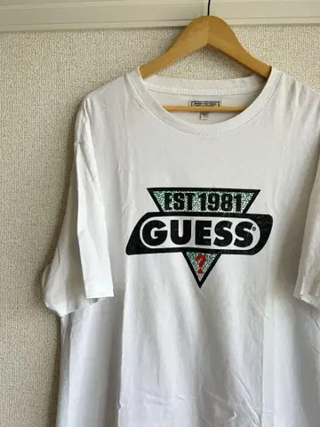 GUESS Originals Oversized Racer Logo Tee