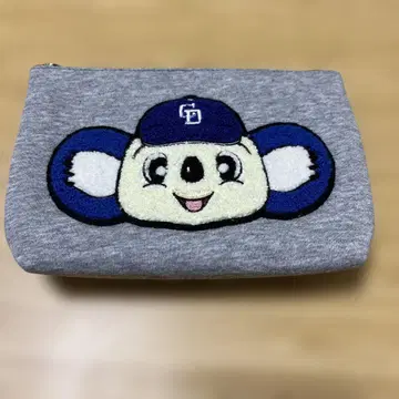 도아라 파우치