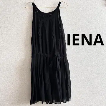 IENA 블랙 슬리브리스 원피스 시어 플리츠