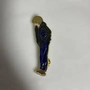 Vaundy 'replica' of Metal Pins
