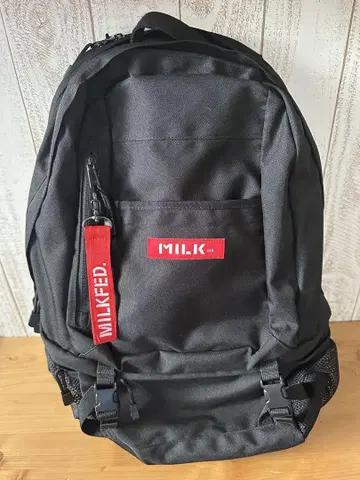 MILKFED. 블랙 백팩