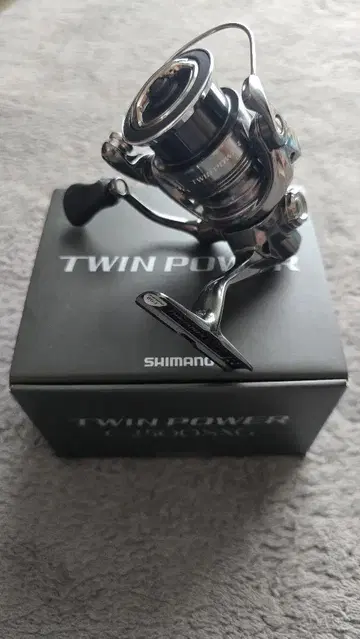 SHIMANO TWIN POWER 시마노 트윈 파워 c2500sxg