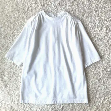 새상품급 deres 24ss 화이트 5부 소매 T셔츠 백 지퍼