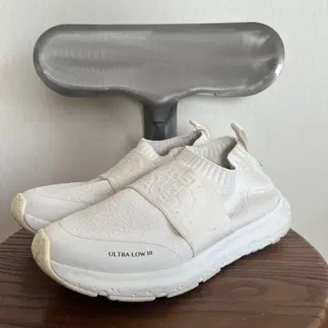 24cm THE NORTH FACE ULTRA LOW III 화이트