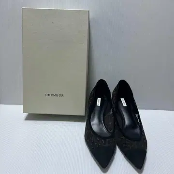 새상품 CHEMBUR 포인티드 토 슈즈 사이즈 37