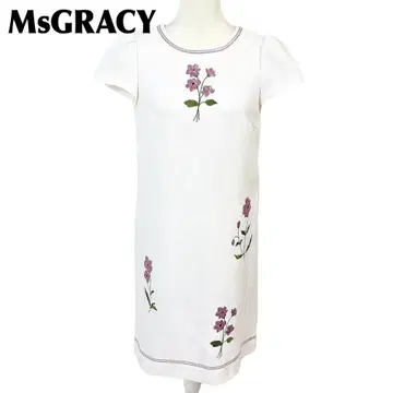 [새상품급] MsGRACY 반팔 원피스 38 자수 꽃무늬 스팽글 화이트