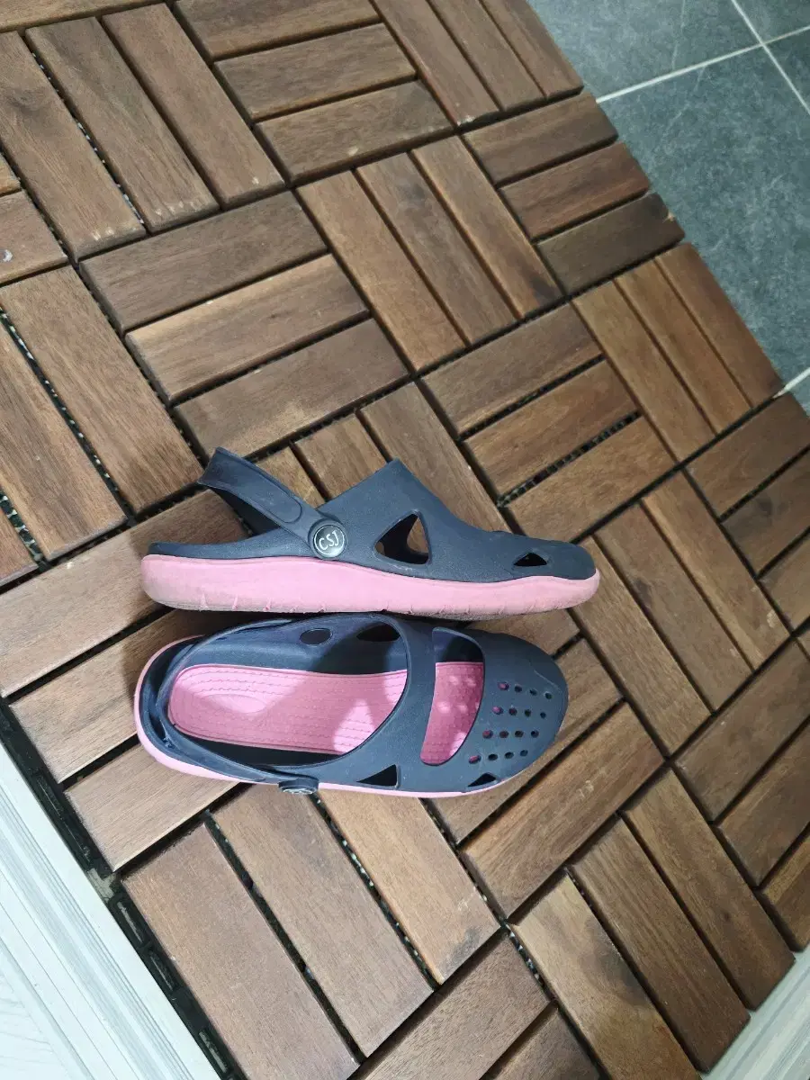 Product Details - 4