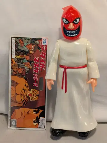 마루산 타이가 마스크/현행 세 명의 지배자(왼손 검지/신발 블랙)