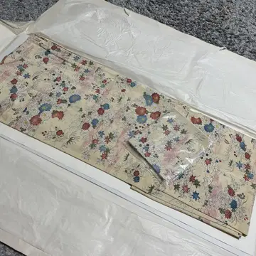 기모노 단이 꽃무늬 거품색 크림색 쇼와 레트로 연습 춤 스테이지 카페