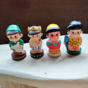 신짱 저금통 4개