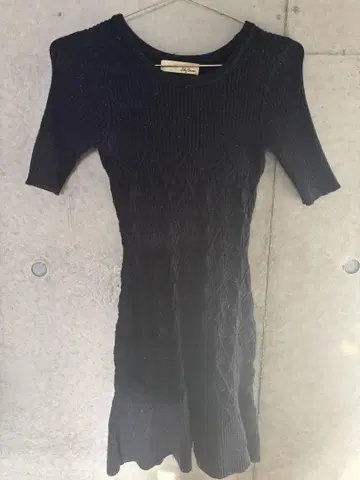 Lily Brown 네이비 니트 원피스 반팔