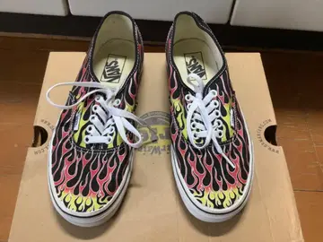 VANS 반스 불꽃 패턴 스니커즈 25cm 프레임