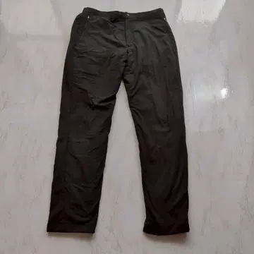UNIQLO 유니클로 웜 이지 슬림 핏 L 블랙