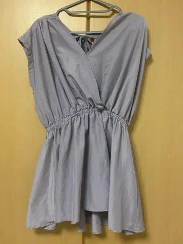 w closet 슬리브리스 튜닉
