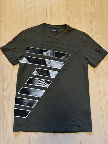EA7 그래픽 티셔츠 다크 그린 175/100A