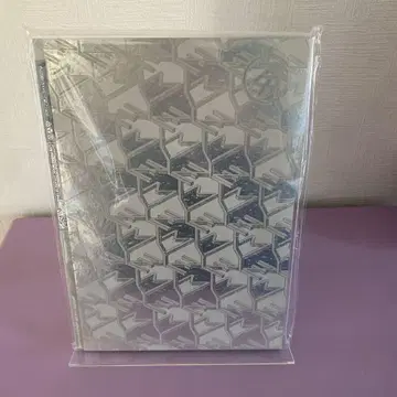 계속 한밤중이면 좋을 텐데. LIVE PHOTO BOOK