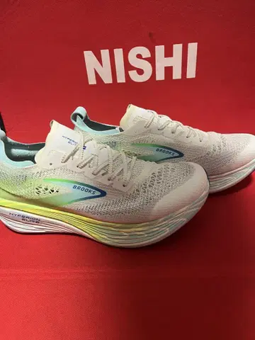 BROOKS 하이페리온 엘리트 PB 러닝화 베이퍼플라이