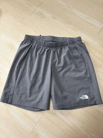 THE NORTH FACE 그레이 숏팬츠 M