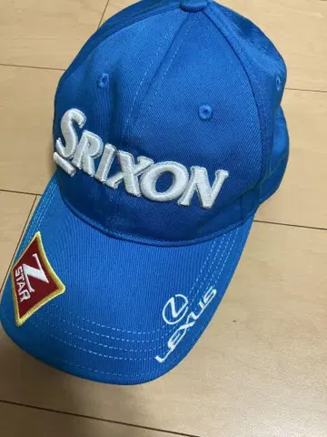 Srixon 파란색 캡 Lexus 로고 포함
