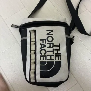 THE NORTH FACE 백 화이트/블랙
