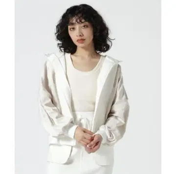 risley 어깨 지퍼 후드티 화이트