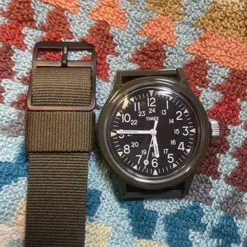 새상품급 TIMEX 캠퍼 손목시계 tw2p88400 해밀턴 벨트 포함