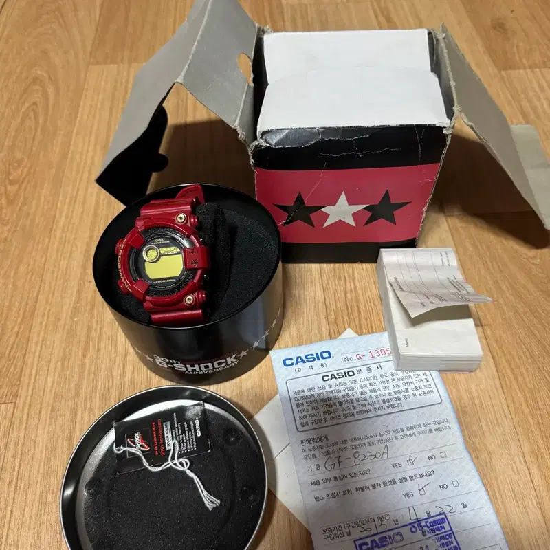 지샥 프로그맨 gf-8230a-4dr 30주년 라이징레드 팝니다.