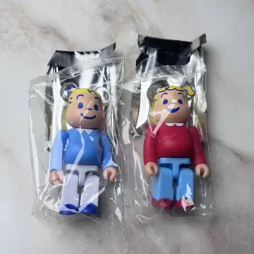 OSAMU GOODS 오사무 굿즈 앞뒤 베어브릭 series50