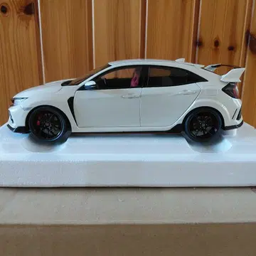오토아트 1/18 혼다 CIVIC TYPE R FK8