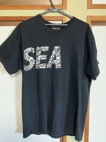 WIND AND SEA 블랙 티셔츠