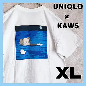 유니클로 KAWS 콜라보 반팔 티셔츠 화이트 XL 남성용