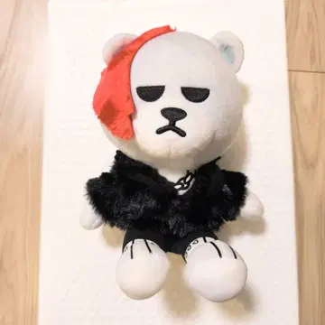 KRUNK x BIGBANG G-DRAGON 지용 앉아있는 봉제 인형 2