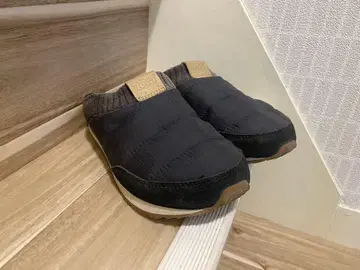 Teva 스니커즈 슬립온