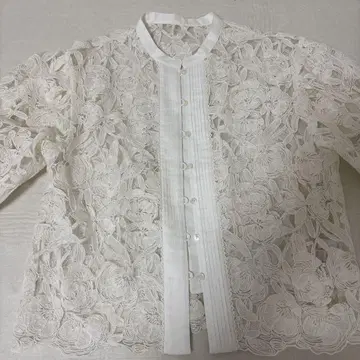 질스튜어트 [ JILL STUART ] 화이트 꽃무늬 레이스 자켓