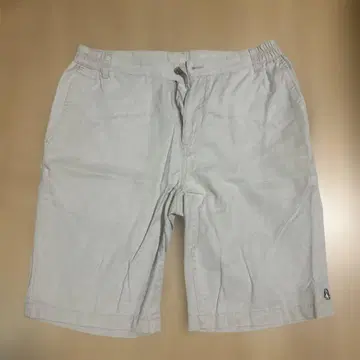 Hush Puppies 라이트 그레이 숏팬츠