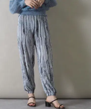 Bloom Closet / 마블링 플리츠 벌룬 팬츠