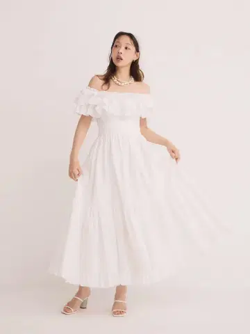 eimy istoire 오프숄더 프릴 맥시 원피스 White