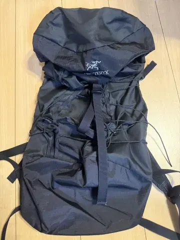 ARC'TERYX 블랙 백팩