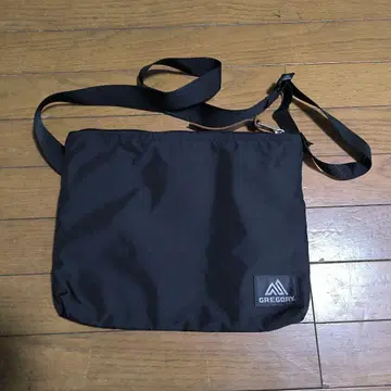 GREGORY 블랙 사코슈