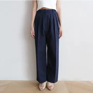 3턱 와이드 스트레이트 치노 팬츠