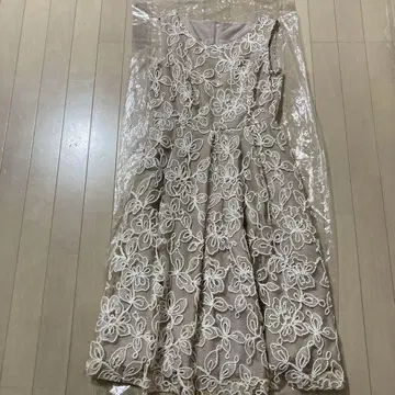 그레이스 콘티넨탈 원피스