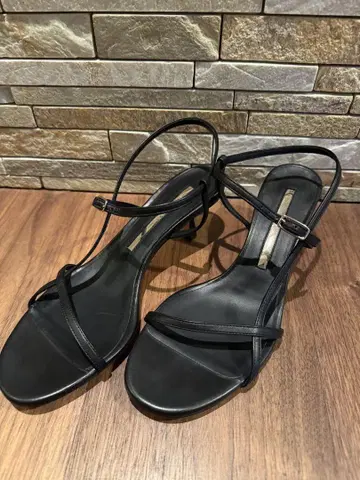 BRENTA 브렌타 샌들 35 1/2 사이즈 블랙