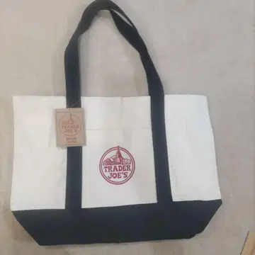 Trader Joe's 토트백 화이트/블랙
