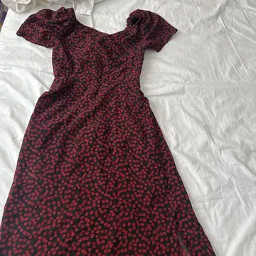 Herlipto Cherry Pattern One-Piece red